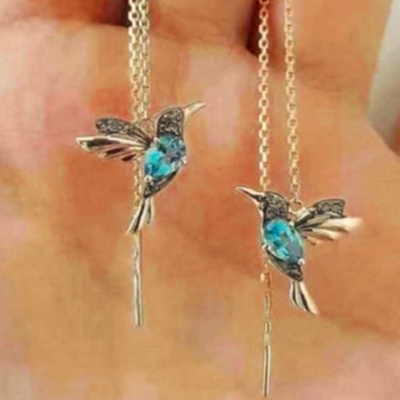 Long Blue Hummingbird Flutter Charm Threader Chain Earrings Gold Bird Dangles - Picture 4 of 5